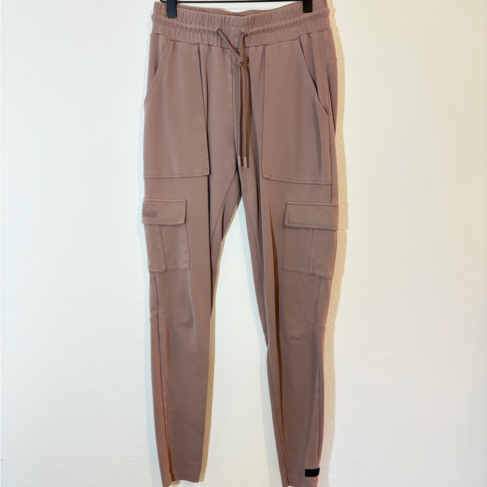 Alphalete Identity Cargo Jogger Pants - M